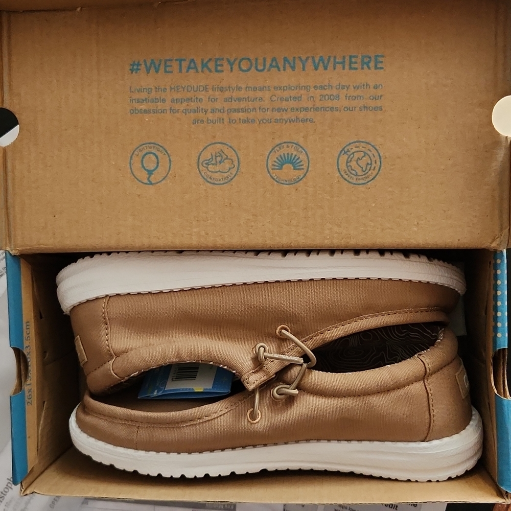 Khaki Wally Hey Dudes size k13